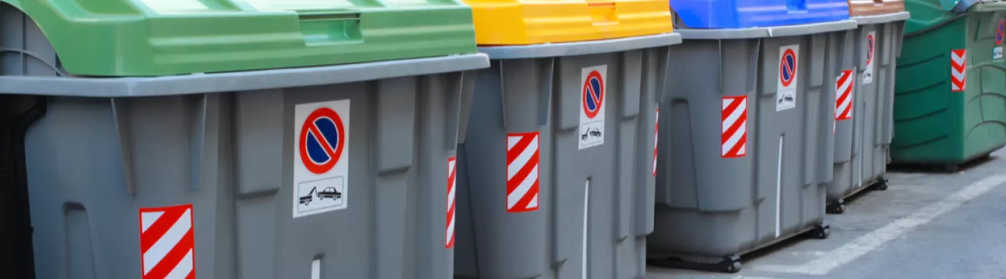 poubelles de recyclage sur le chantier