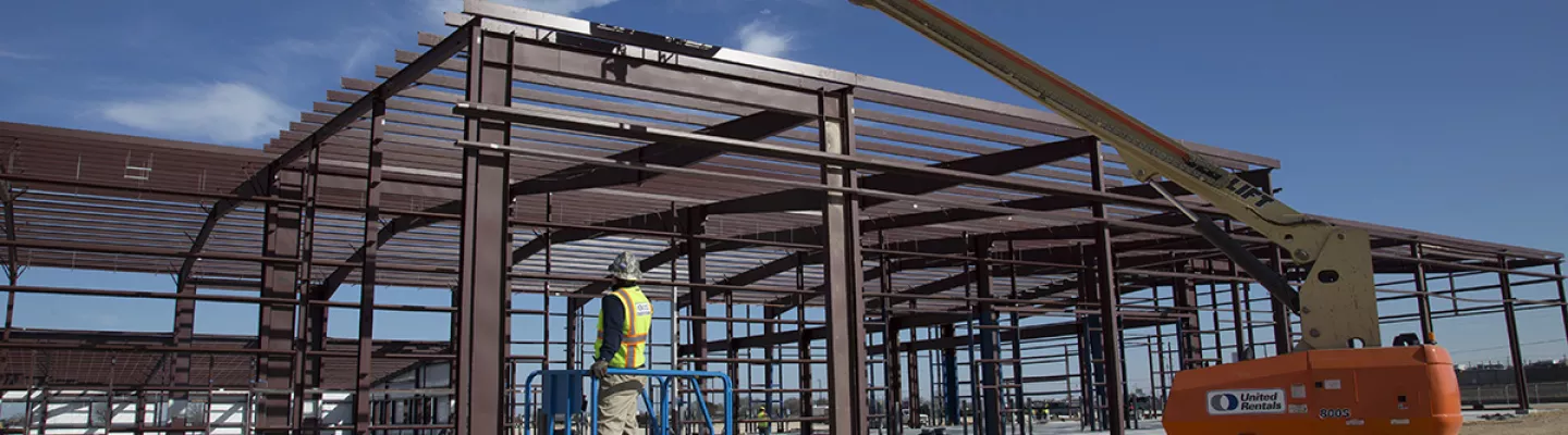 équipement aérien sur le chantier