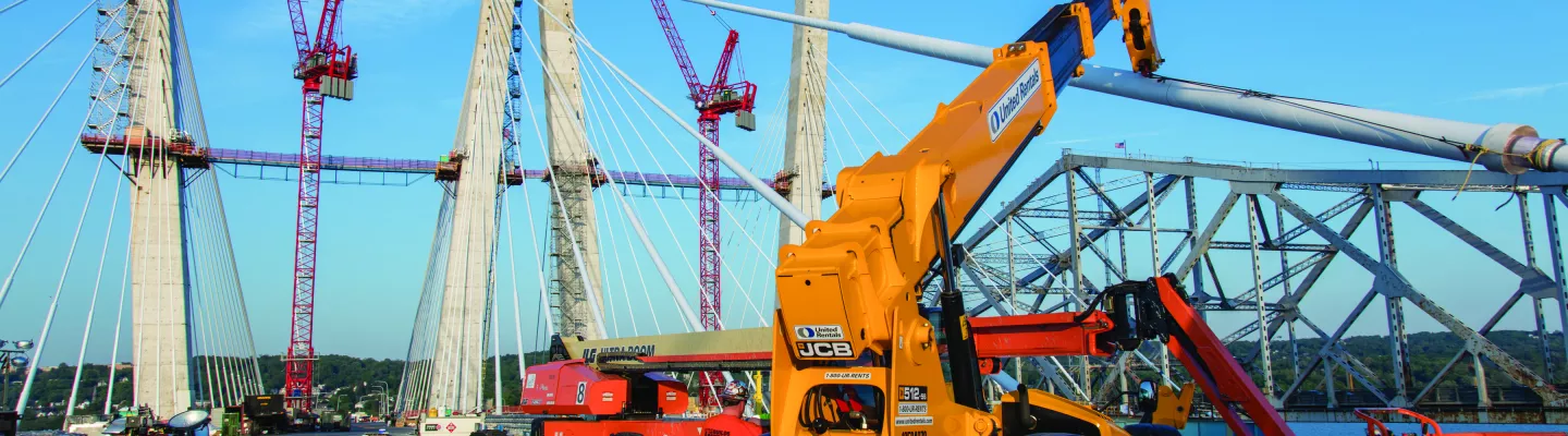 Grue sur un chantier de pont
