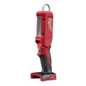 Lampe de poche sans fil DEL Milwaukee rouge, alimentée par batterie