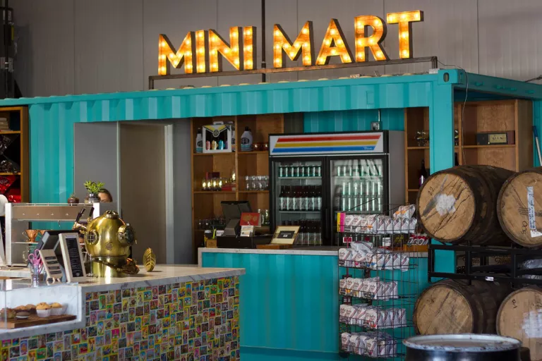 Mini-Mart-Modern-Times