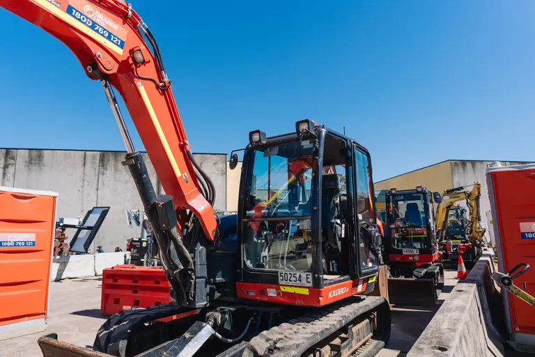 excavatrice 8T