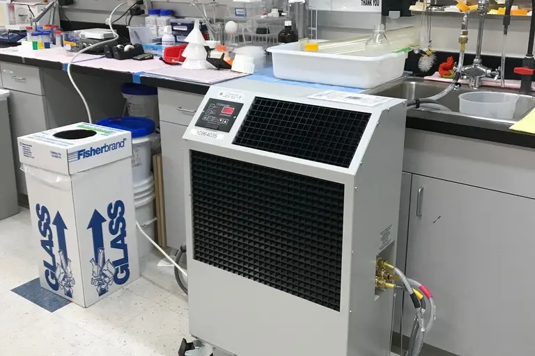 Climatisation portable dans un laboratoire