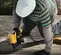 Cloueuse pneumatique Dewalt DW45RN noire et jaune