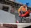 Scie à tronçonner électrique Hilti rouge