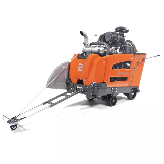 Scie à asphalte autopropulsée Husqvarna orange et grise