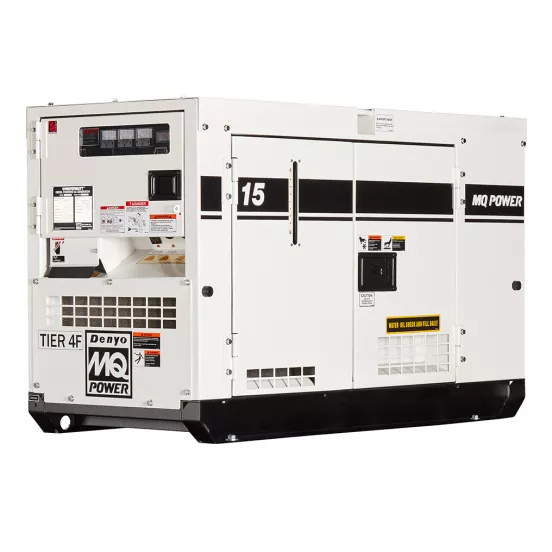 Génératrice remorquable MULTIQUIP blanche de 11 à 22 kW, diesel de niveau 4