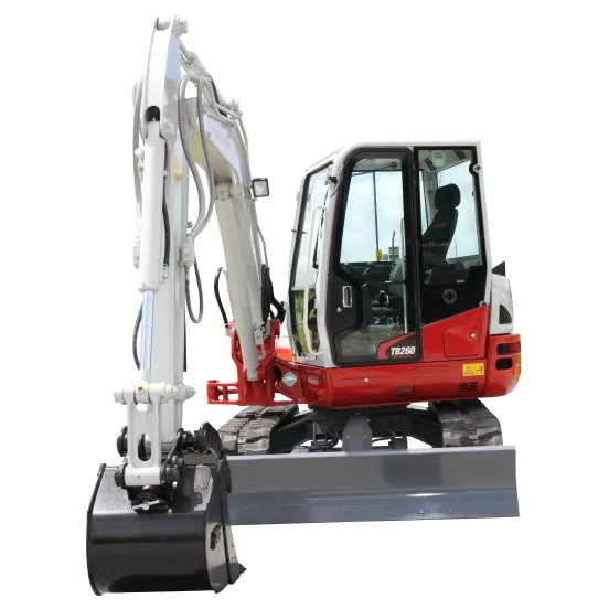 Mini-excavatrice TAKEUCHI blanche, rouge et grise de 3,5 à 3,5 tonnes