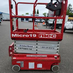 Plateforme élévatrice MEC MICRO 19 2018