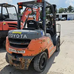 Chariot chariot élévateur Toyota 8FD35U 2018