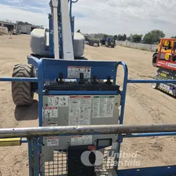 Nacelle élévatrice articulée Genie ZX-135 2016