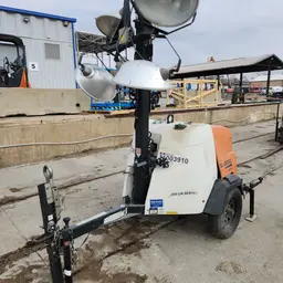 Tour d’lampes portatives Magnum Pro MLT6SM 2019