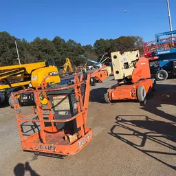 Nacelle élévatrice articulée JLG E400AJPN 2013