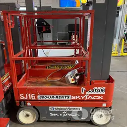 Plateforme élévatrice autopropulsée à une personne Skyjack SJ16 2018
