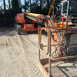 Nacelle élévatrice JLG 660SJ 2021