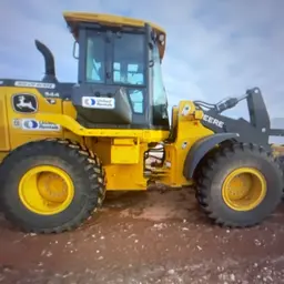 Chargeuse à pneus John Deere 544P 2022