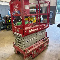 Plateforme élévatrice MEC MICRO 19 2019