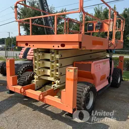 Plateforme élévatrice tout-terrain JLG 4394RT 2012