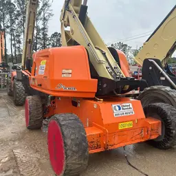 Nacelle élévatrice JLG 660SJ 2019