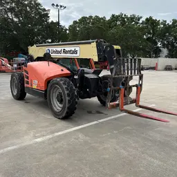 Chariot chariot élévateur JLG 742 2018