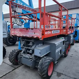 Plateforme élévatrice tout-terrain Skyjack SJ6832RT 2018