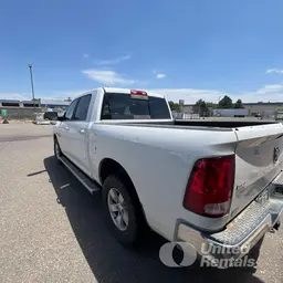 Camion Dodge 1500CREWSLTG4WD 2018