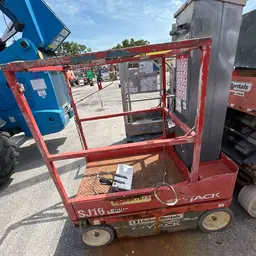 Plateforme élévatrice autopropulsée à une personne Skyjack SJ16 2018