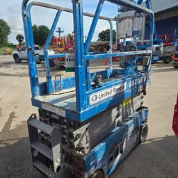 Plateforme élévatrice tout-terrain Skyjack SJ8841RT 2013