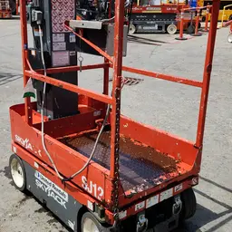 Plateforme élévatrice autopropulsée une personne Skyjack SJ12 2018