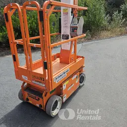 Plateforme élévatrice autopropulsée une personne Snorkel TM16E 2022