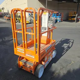 Plateforme élévatrice autopropulsée une personne Snorkel TM12E 2020