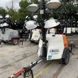 Tour d’lampes portatives Magnum Pro MLT6SM 2019