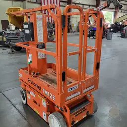 Élévateur autopropulsé une personne Snorkel TM12E 2019