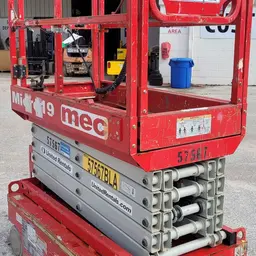 Plateforme élévatrice MEC MICRO 19 2018