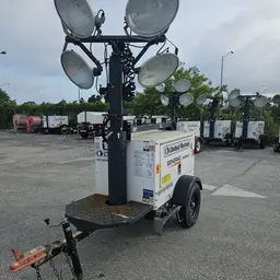Tour d’lampes portatives Magnum Pro MLT3060MV 2019