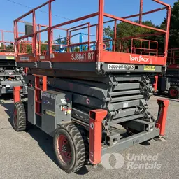 Plateforme élévatrice tout-terrain Skyjack SJ8841RT 2018