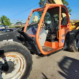 Chariot chariot élévateur JLG 742 2017