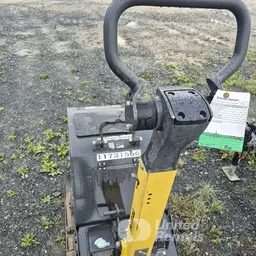 Compacteur à plaque vibratoire BOMAG BPR70/70DE 2023