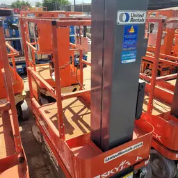 Plateforme élévatrice autopropulsée une personne Skyjack SJ12 2018