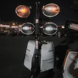 Tour d’lampes portatives Magnum Pro MLT6SM 2019