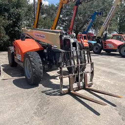 Chariot chariot élévateur JLG 742 2018