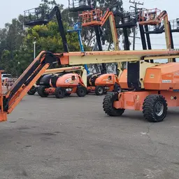 Nacelle élévatrice articulée JLG 800AJ 2013