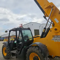 Chariot chariot élévateur JCB 506-36 2018