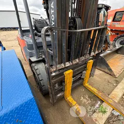 Chariot élévateur d’entrepôt Toyota 8FD35U 2018