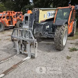 chariot élévateur JLG 742 2019