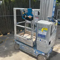 Élévateur autopropulsé une personne Genie GR-20 2016