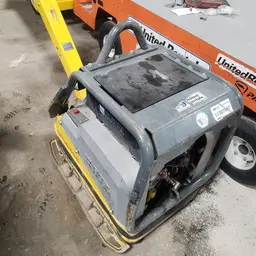 Compacteur à plaque vibratoire Wacker Neuson DPU6555He 2021
