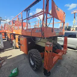 plateforme élévatrice tout-terrain JLG 330LRT 2020