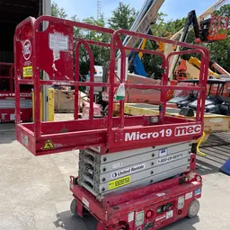 plateforme élévatrice MEC MICRO 19 2017