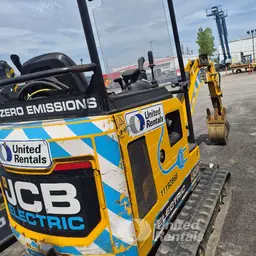 Mini-excavatrice JCB 19C-1E 2021